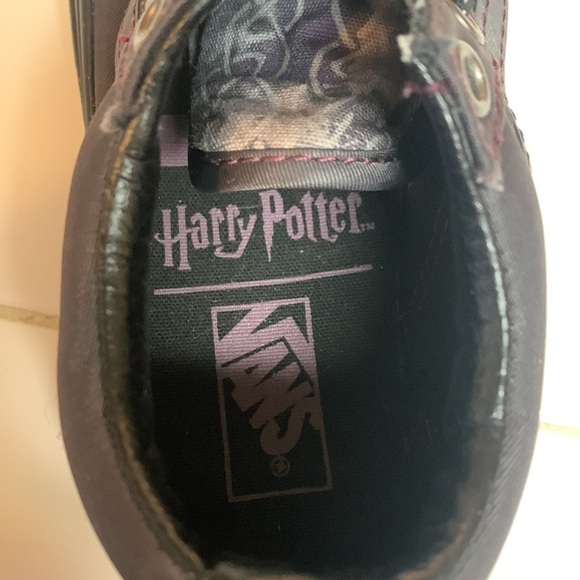 11.5 Vans Harry Potter slip ons in excellent condition. Dark purple - Picture 7 of 7